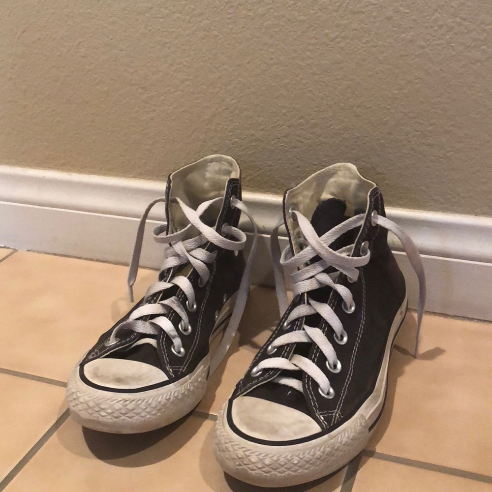 Black and white high top converse